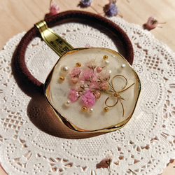 かすみ草の花束✴優しいピンク色/レジンのヘアゴム　　 プレゼントにも! 2枚目の画像