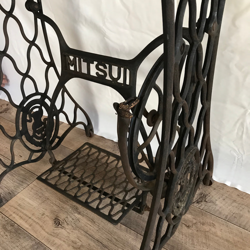 アンティークテーブルミシン脚ミシン台リメイク 大切な足踏みミシンを