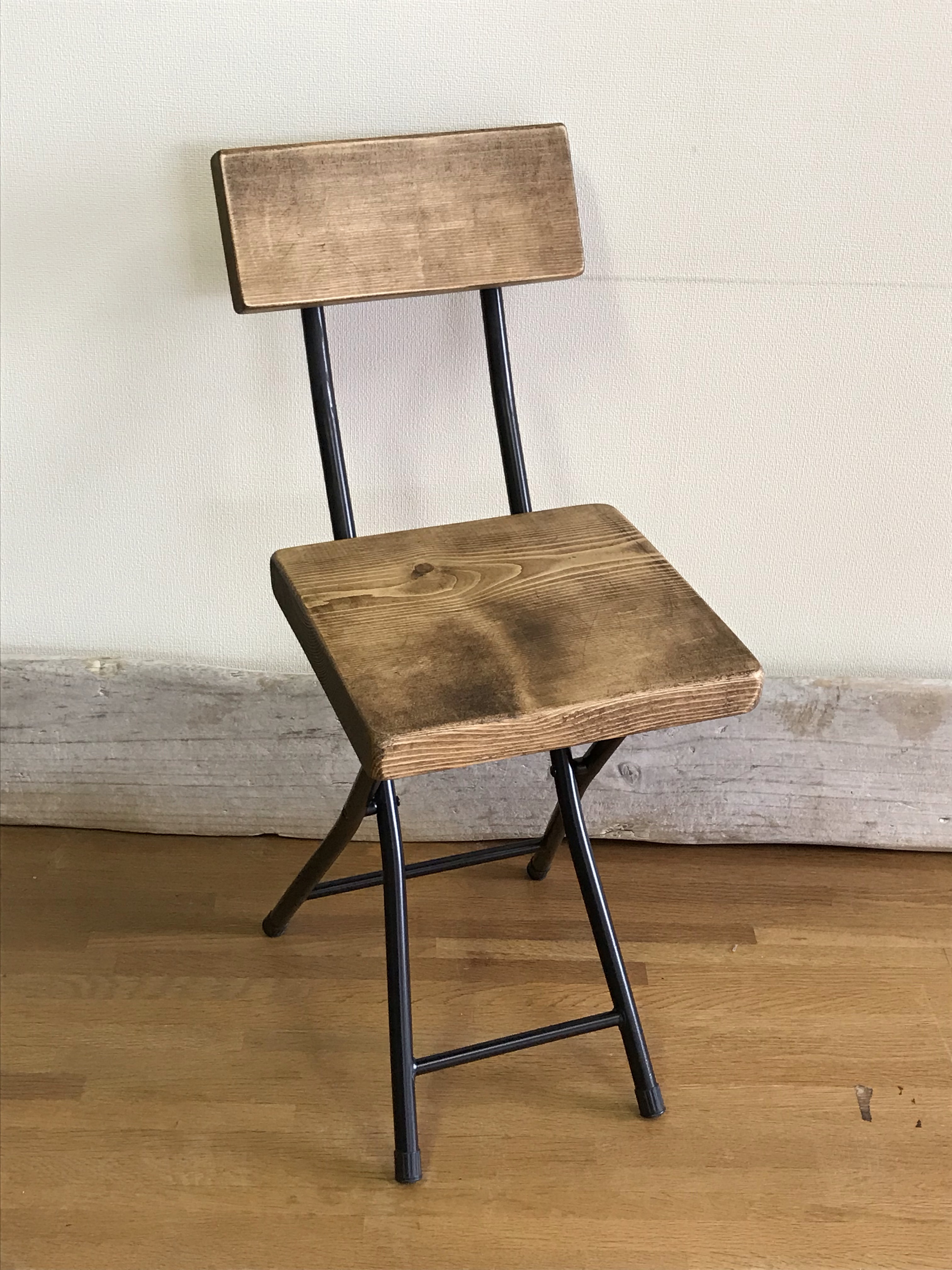 □ 折りたたみ 椅子□ リメイク イス 背もたれ付き レトロ 椅子 鉄脚 1  