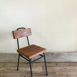 アイアン チェア 2脚　レトロ　鉄脚　古材　店舗什器　リビングチェアー 椅子 3枚目の画像