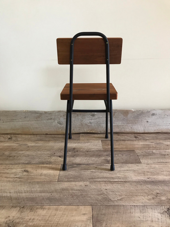 アイアン チェア 2脚　レトロ　鉄脚　古材　店舗什器　リビングチェアー 椅子 4枚目の画像