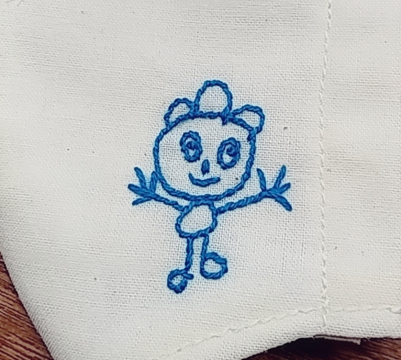 らくがき風 刺繍立体マスク【子供用】 2枚目の画像