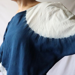 Uzushio : organicコットン藍染有松絞Tシャツ 4枚目の画像