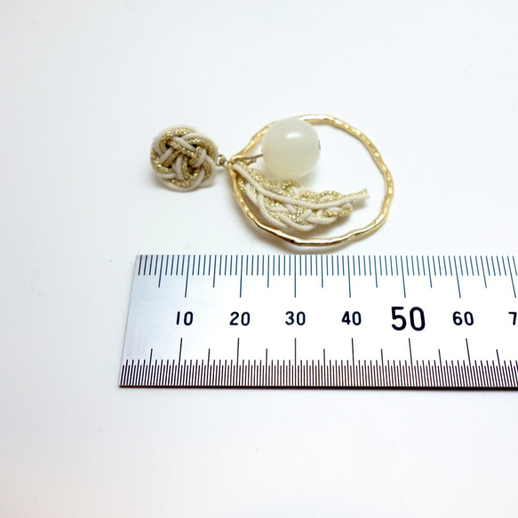 【再販×2】水引 満月と稲穂のイヤリング　リングタイプ　オフホワイト×ゴールド 3枚目の画像