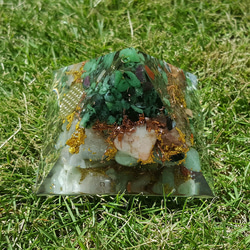 Small Orgonite | Springは結婚を促進し、気分を改善する 1枚目の画像