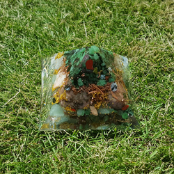 Small Orgonite | Springは結婚を促進し、気分を改善する 4枚目の画像