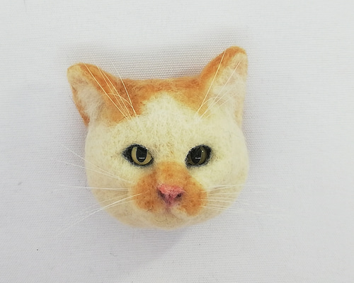 きゃらめるしろっぷ様の専用ページ 羊毛フェルトブローチ 愛猫