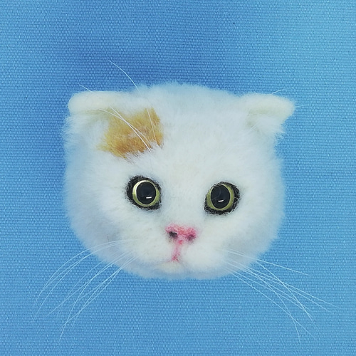 茶白のスコティッシュフォールドの猫ブローチ （植毛）羊毛フェルト 