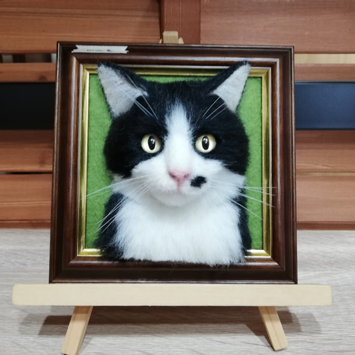 羊毛フェルト猫 ハチワレ猫