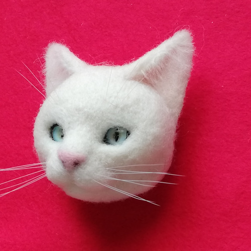 羊毛フェルト猫 バーマン猫ブローチ 羊毛フェルト猫 ぶち猫ブローチ Gattolibero まうねこ - メルカリ