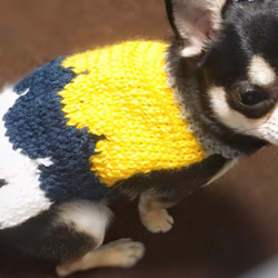 犬服＊手編みニット 北欧カラーケープ型セーター 1枚目の画像