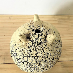 ーHIBIKI　Sサイズーオリジナルハンドメイド手びねり陶器植木鉢、三つ足皿付きヒビ模様 2枚目の画像