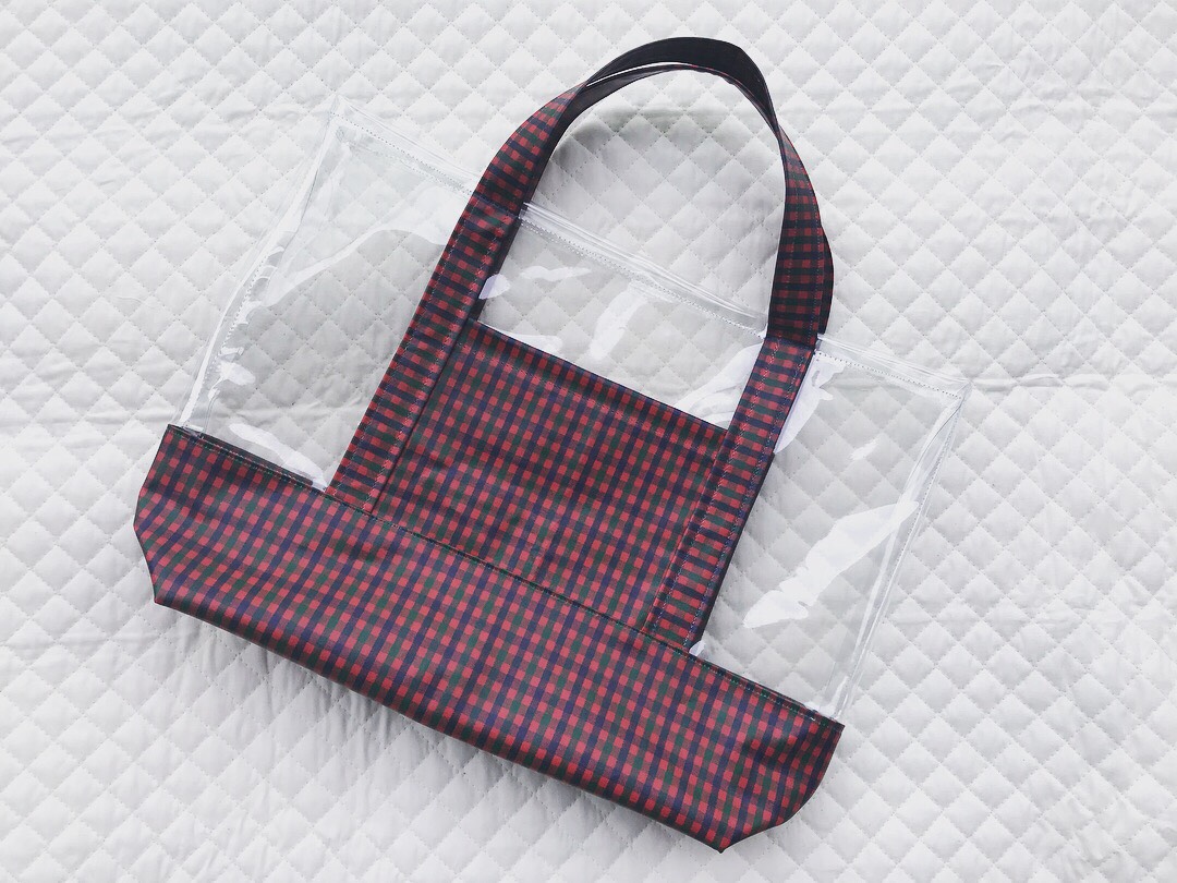 ころ様オーダー^ ^ファミリアチェック防水トート Amazon.co.jp: ファミリア familiar トートバッグ - ナイロン