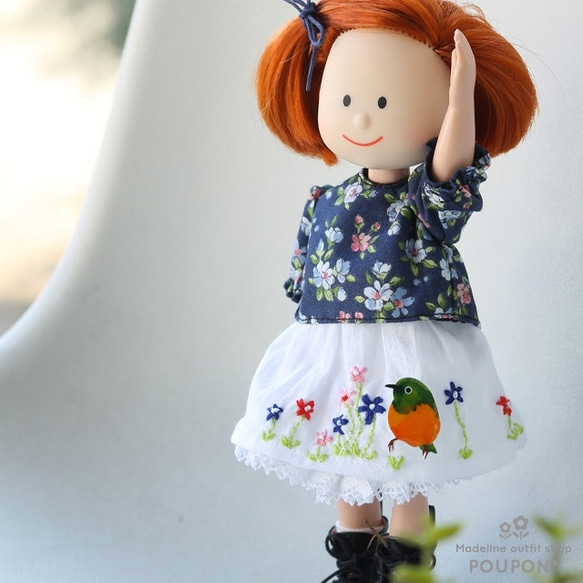 マドレーヌちゃん8インチドール服❤️ブルー小花/ブラウス＋刺繍 