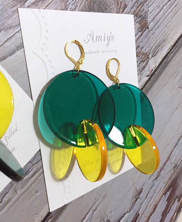 色あわせを楽しむ♡clear yellow & clear green MARU pierce/earring 3枚目の画像