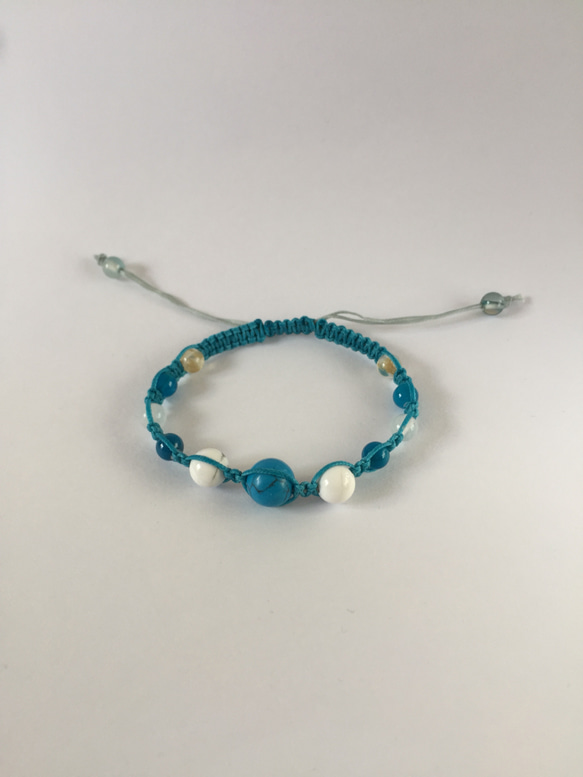 ターコイズのマクラメ編み 天然石ブレスレット ターコイズのマクラメ編み 天然石ブレスレット