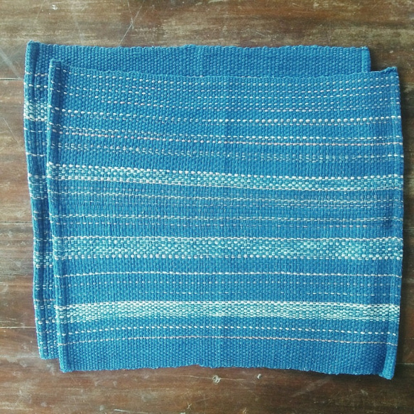カレン族の手織りマット 2枚セット/ 藍/ ランチョンマット/ タイの草木染め & 手織り 5枚目の画像