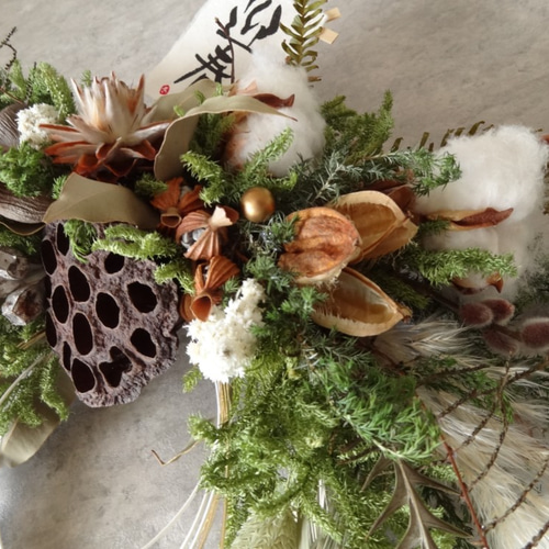 豪華 40x33㎝ 正月飾り 蓮と自然 立派なしめ縄 ドライフラワー しめ縄