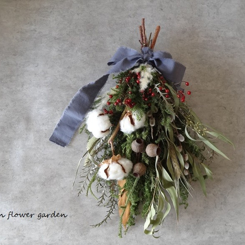 特大 46x30cm ユーカリの実＆ノイバラの実 赤い実 クリスマス スワッグ