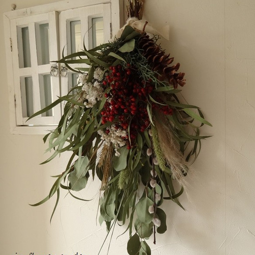 特大 57x33cm クリスマス スワッグ ユーカリ ポポラス ノイバラの実