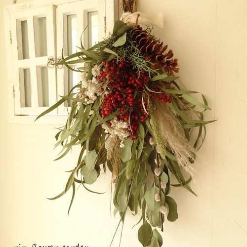 パンパスグラスの木 / ベルガムナッツ ドライフラワー スワッグ