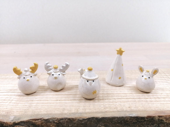 ホワイトクリスマス♡白いサンタと仲間たちＢ　陶器 1枚目の画像