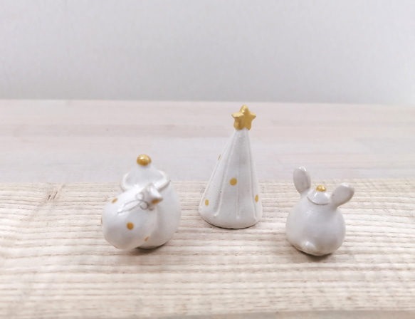 ホワイトクリスマス♡白いサンタと仲間たちＢ　陶器 6枚目の画像