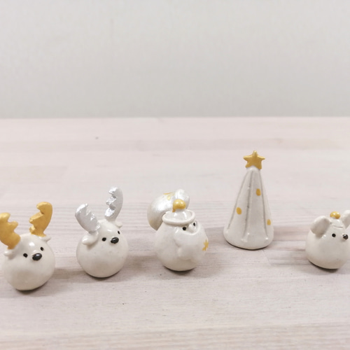 ホワイトクリスマス♡白いサンタと仲間たち ねずみ 陶器 その他置物 つ