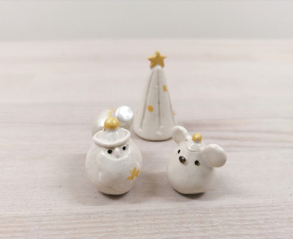 ホワイトクリスマス♡白いサンタと仲間たち　ねずみ　陶器 7枚目の画像