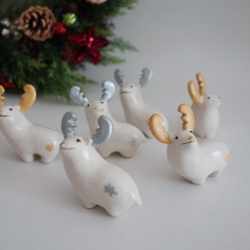 ホワイトクリスマス 白いトナカイ ゴールド 金 陶器 その他置物