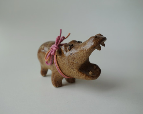 ビンテージ　カバ　石彫　オブジェ　置物　インテリア　工芸品　美術品　A1315 カバ置物彫刻ホームテーブルデコレーション雑貨コンテナー