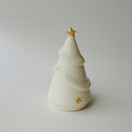 ホワイトクリスマス 白いツリー 陶器 その他置物 つちもの製作所 ホワイトクリスマス 白いツリー 陶器 その他置物 つちもの製作所