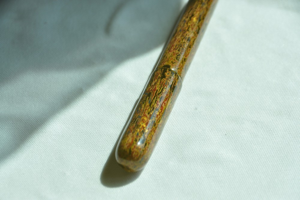 漆の木の万年筆