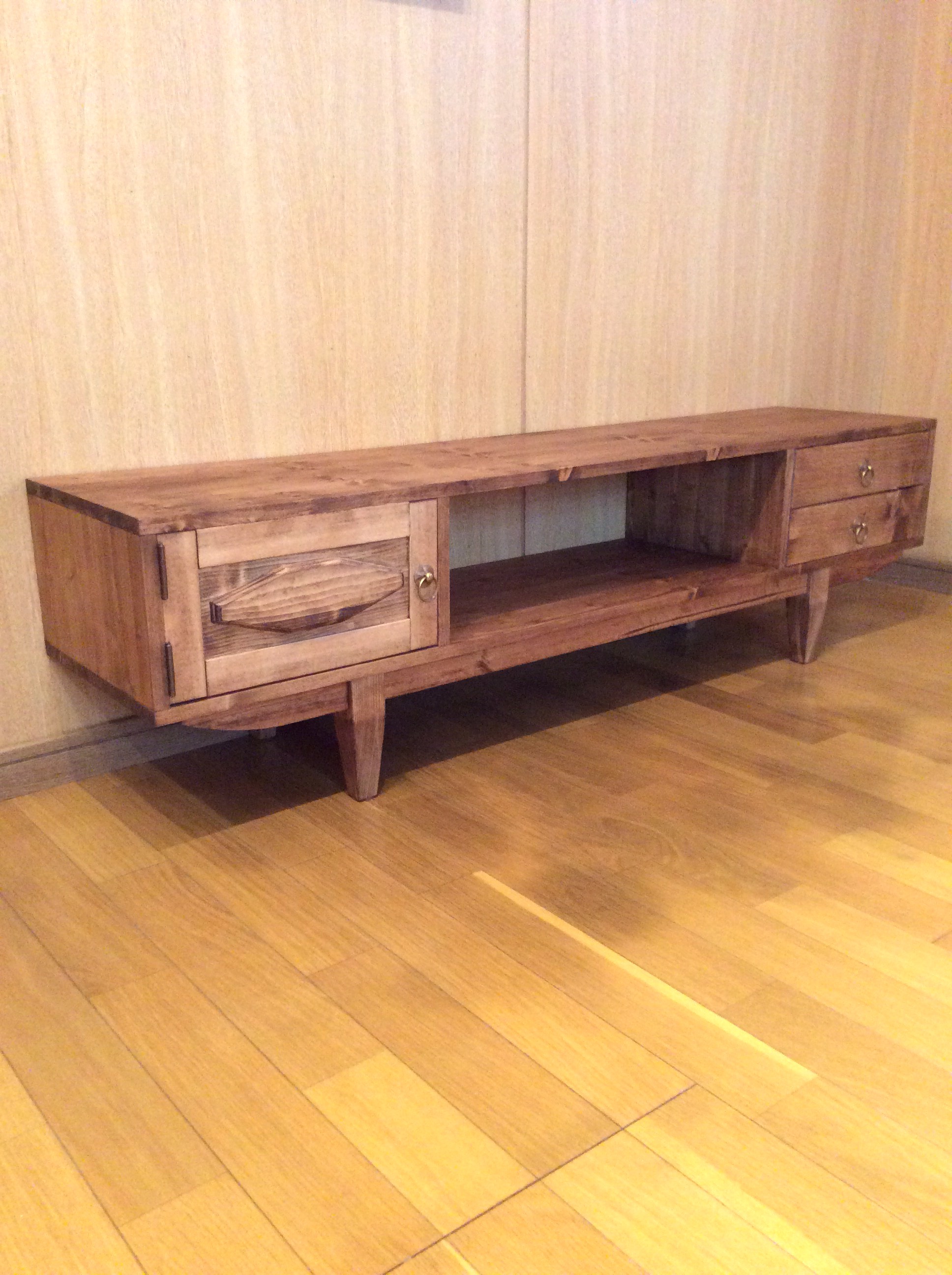 アンティーク風  テレビボード