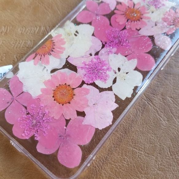 ピンク 押し花 フラワーラメ キラキラ スマホケース iPhoneケース7/8 2枚目の画像