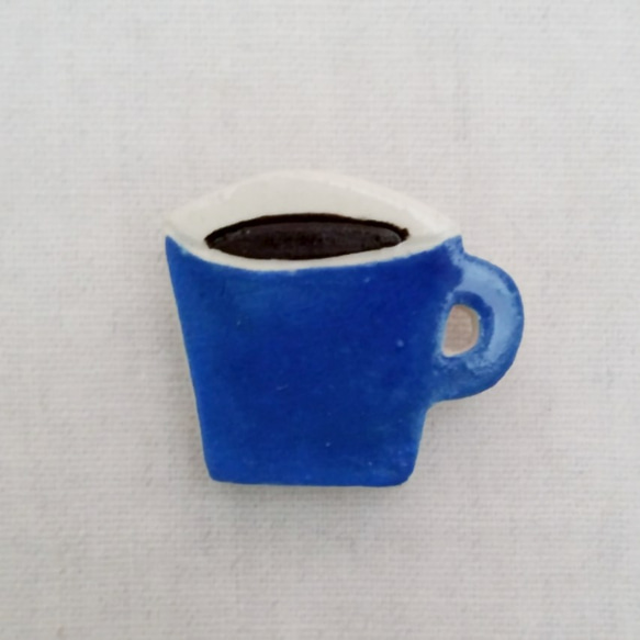 コーヒーカップブローチ(青) 2枚目の画像