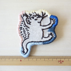 刺猬野生動物漫畫刺繡胸針手工刺繡補丁胸針個人日式風格 第6張的照片