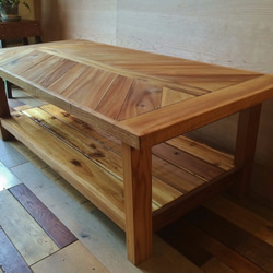 Living table 1枚目の画像