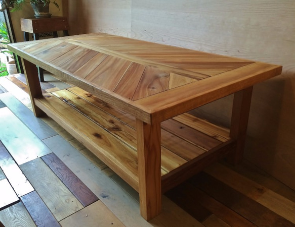 Living table 1枚目の画像