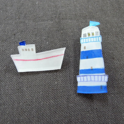 海の冬景色ブローチ【灯台と船】1 1枚目の画像