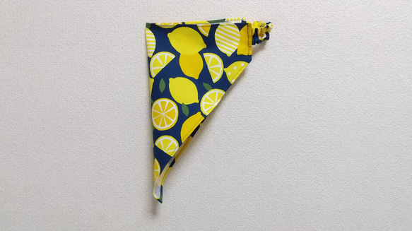 レモン（ネイビー）子供用三角巾　ゴム紐付 5枚目の画像