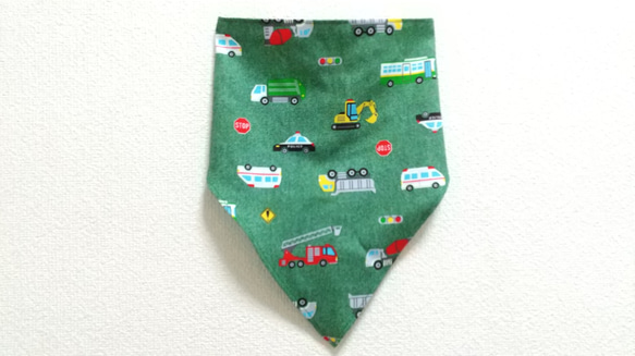 働く車C（緑）子供用三角巾　ゴム紐付 3枚目の画像