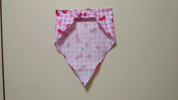 子供用三角巾　ゴム紐付　チェリー（ピンク） 4枚目の画像