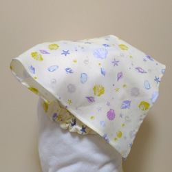 子供用三角巾　ゴム紐付　パール（クリーム色） 2枚目の画像