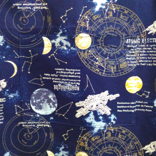 宇宙（ネイビー）子供用エプロン 90～160cm【首回り・腰回りの紐選択可