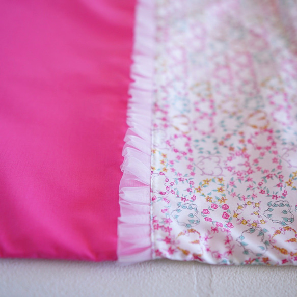 【L 40×35】リバティメイジー＆チュールレースの巾着袋・濃ピンク・縦40cm×横35cm・かわいい・ナップサック 7枚目の画像