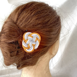 和モダン　組紐髪飾り　クリップピン　平梅結び 2枚目の画像