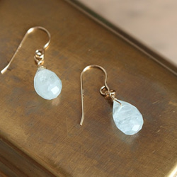 [歐] 海藍寶石<水滴形>耳環 (K14GF) 第3張的照片