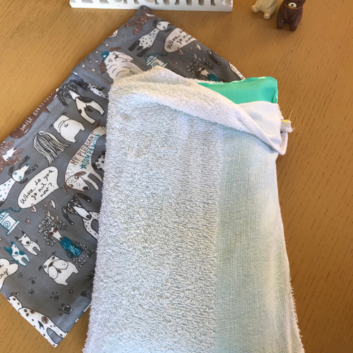 ご予約済❣️ コスメ大好き様　アイスノンカバー　薔薇ブーケ　コットン＆クールタオル 犬柄アイスノンカバー白(タオル袋付き)送料無料 雑貨・その他