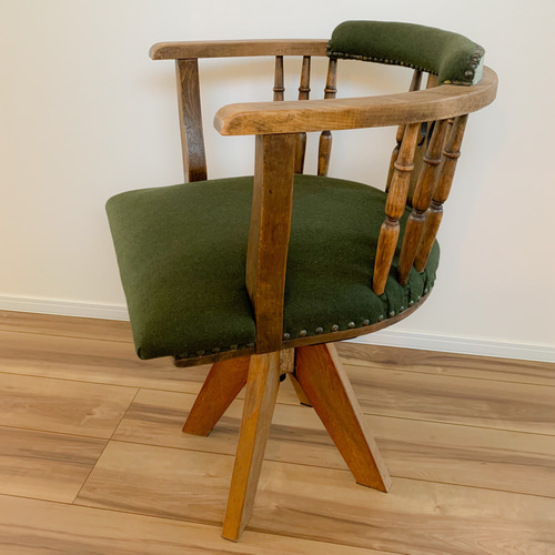 レトロな椅子 肘付でレトロなオフィスチェア OA-IZを激安で販売する京都の村田家具